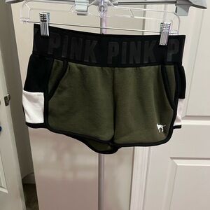 Victoria Secret Green Black & White Shorts Size Small NWT